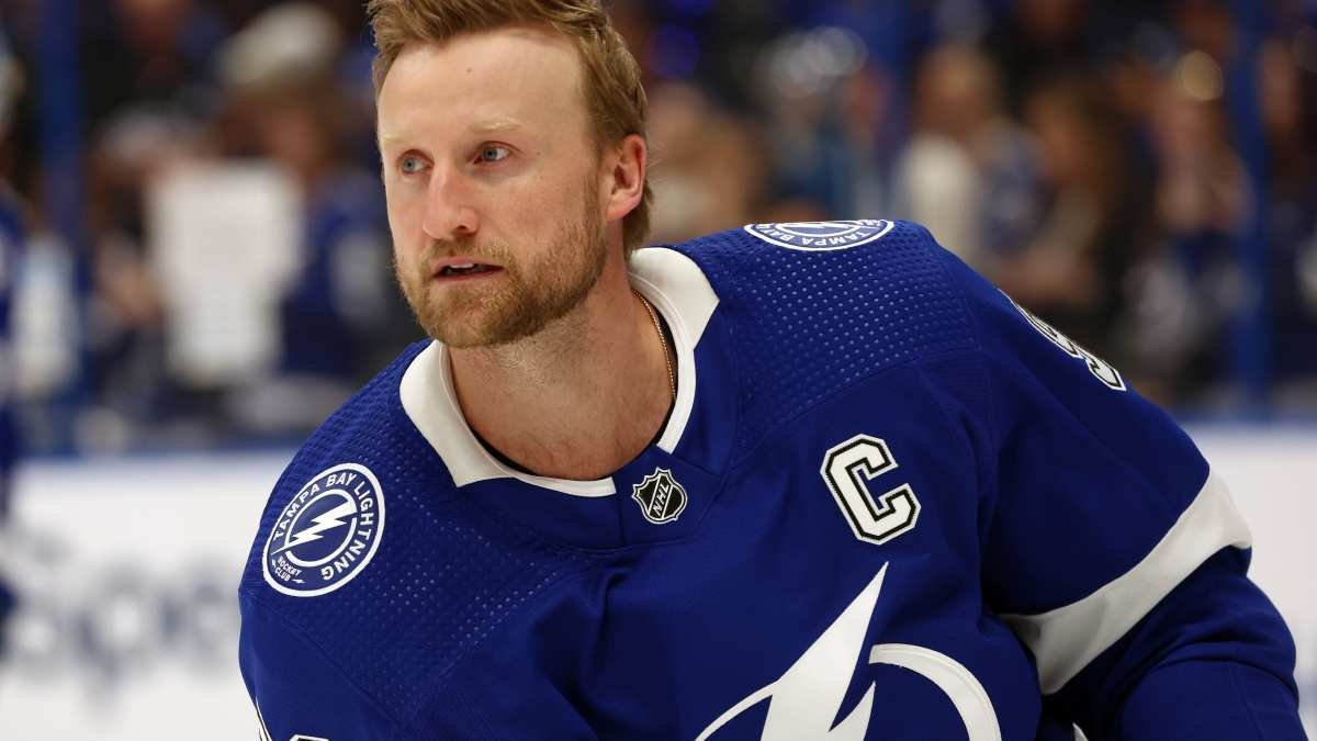 Steven Stamkos biography