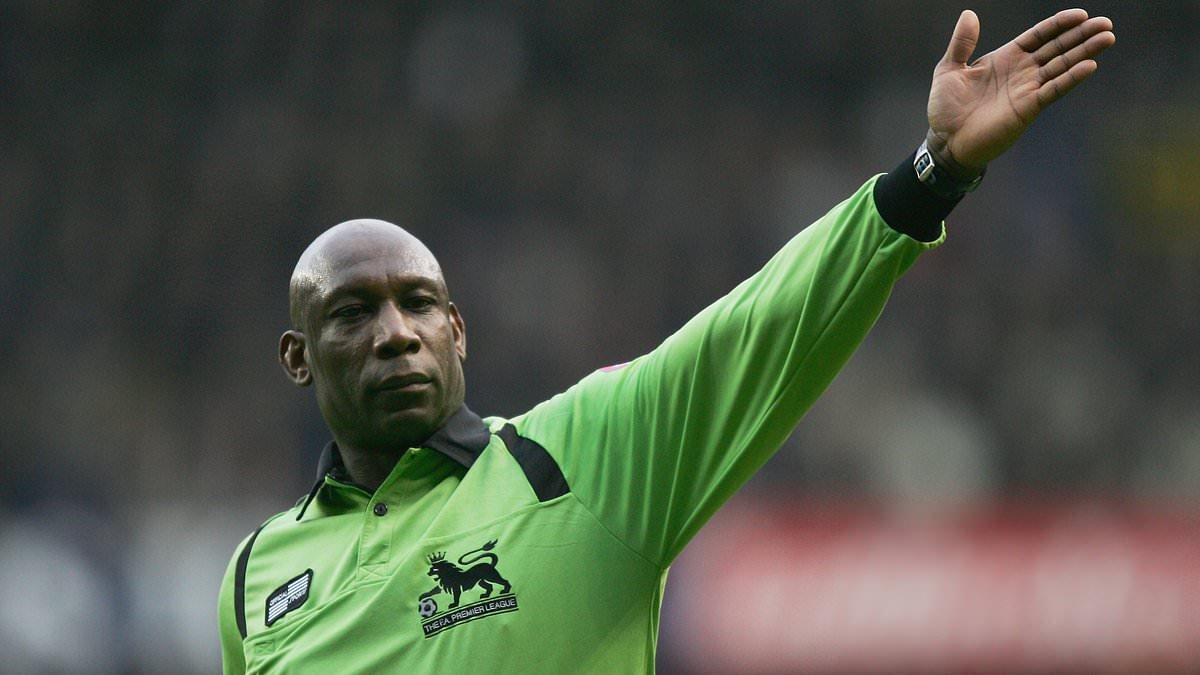 premier league referee