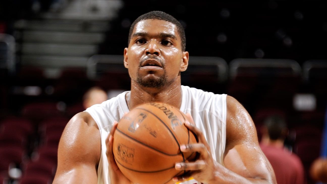 Andrew Bynum