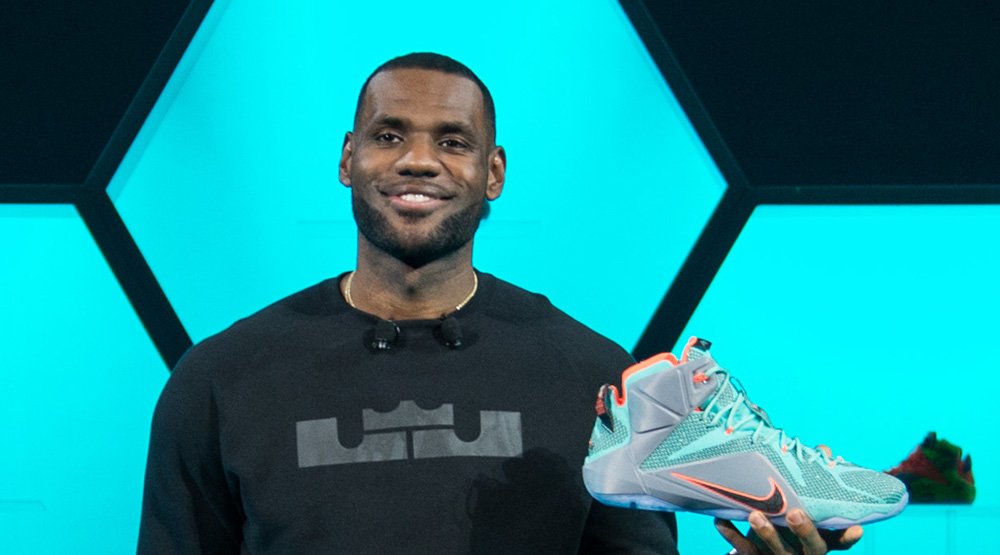 Nike lifetime contract players