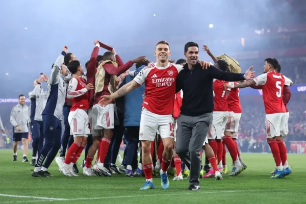 Arsenal team celebrating