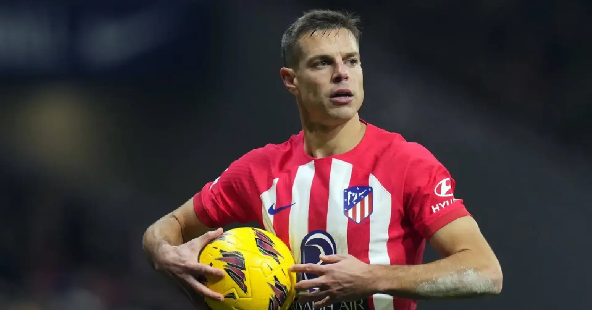 Cesar Azpilicueta Retirement: Chelsea Legend Announces End of Career 4 Cesar Azpilicueta during a match