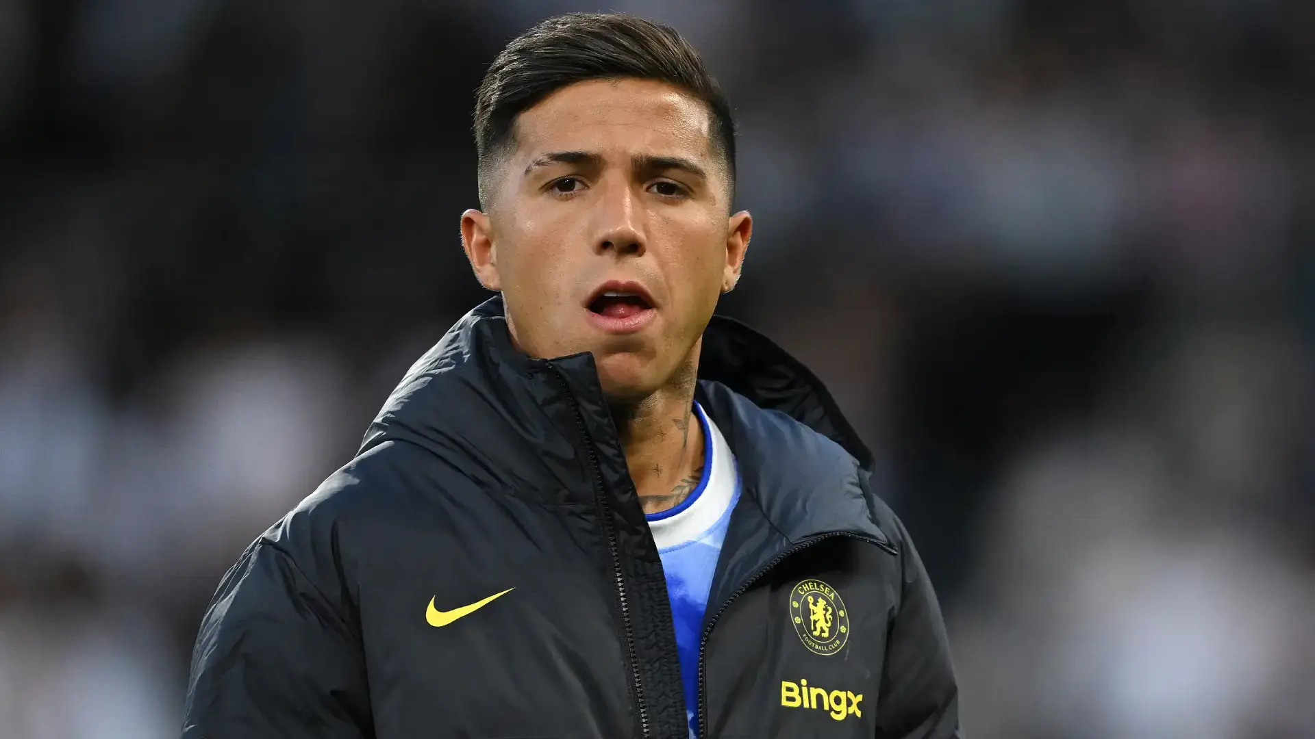 Enzo Fernandez reacting