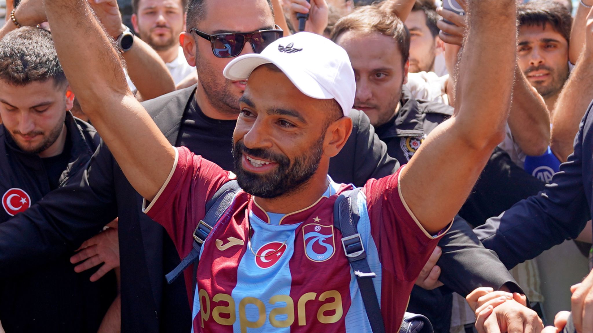 Mohamed Salah Trabzonspor: Egyptian Winger Signs Record Two-Year Turkish Deal 7 Mohamed Salah Trabzonspor