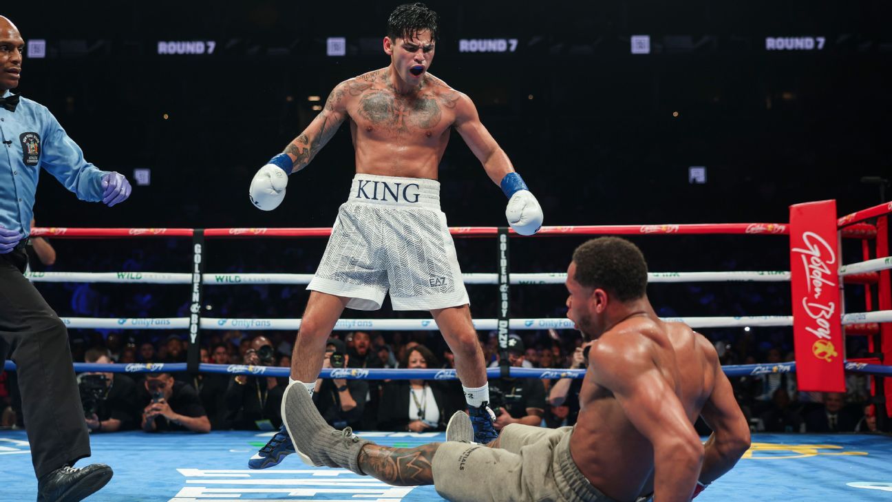 Ryan Garcia reacting during a fight