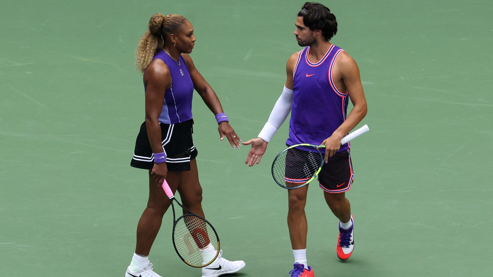 Serena Williams and Carlos Alcaraz Thrill Arthur Ashe Crowd in US Open Mixed Doubles Debut 2 Serena and Alcaraz