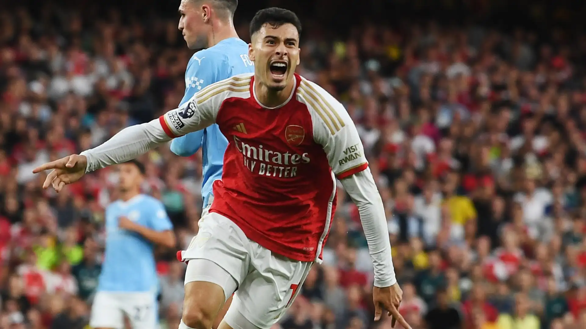 Gabriel Martinelli celebrating after scoring