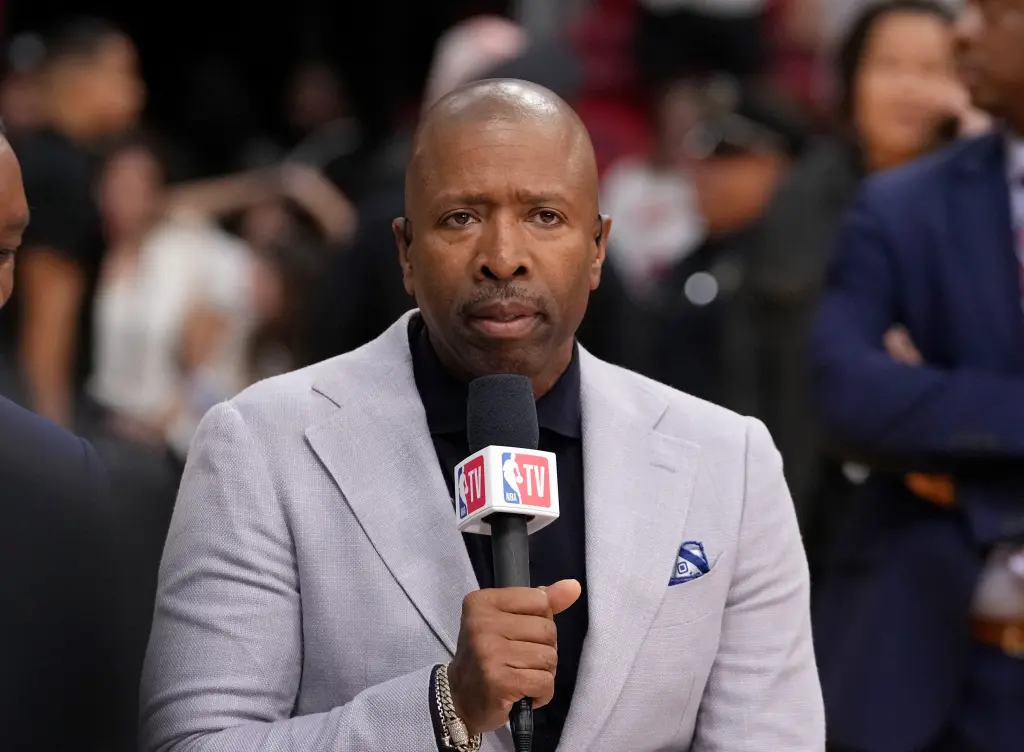 Kenny Smith Net Worth, Inside the NBA Broadcasting Salary & Business Portfolio 4 Kenny Smith net worth