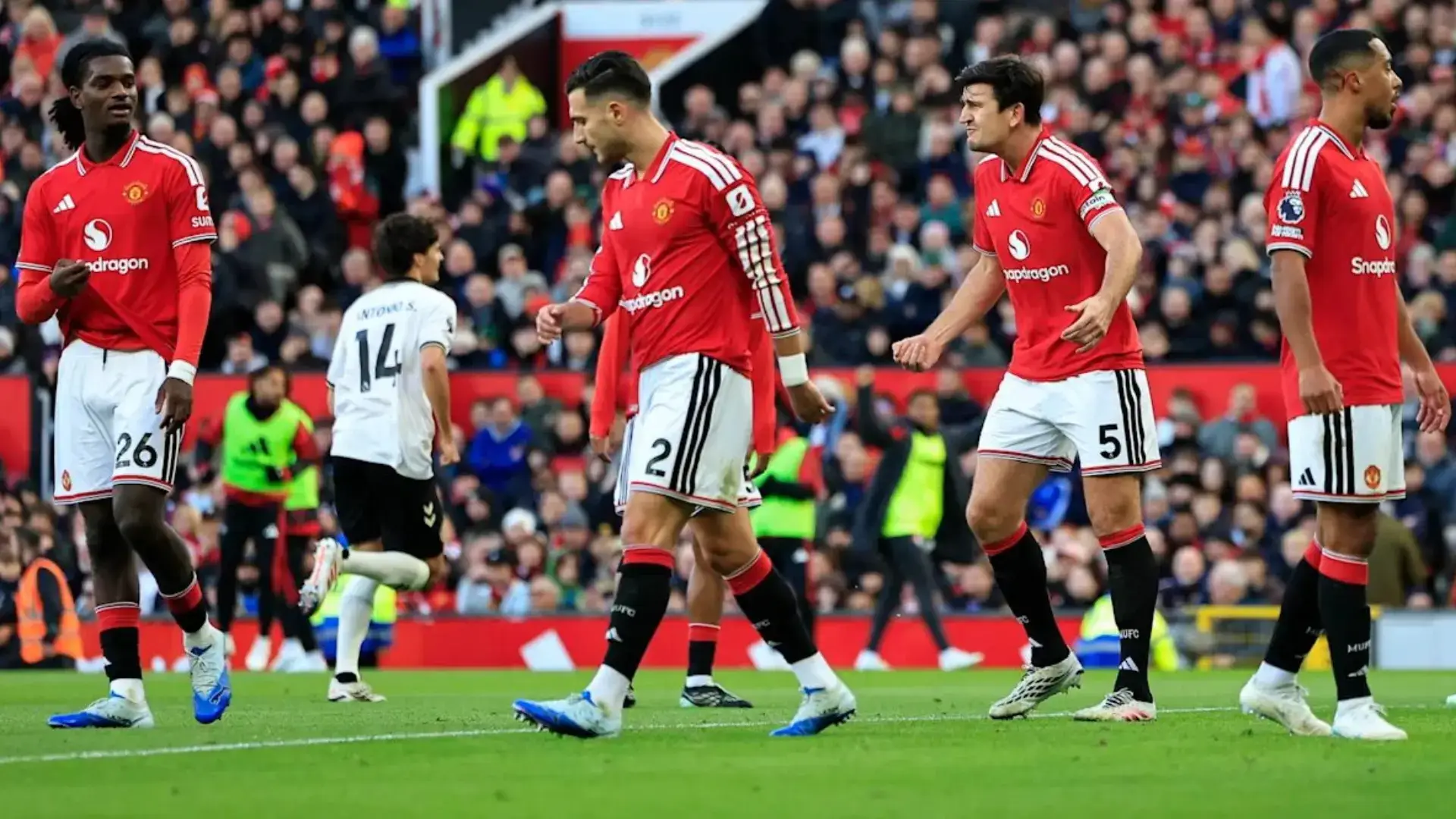 Manchester United vs Bournemouth EPL: Defensive Blunders, Tears on the Touchline, and Michael Carrick’s Uncertain Future 5 Manchester United vs Bournemouth EPL